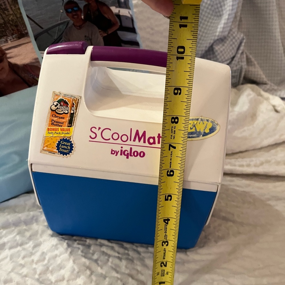 New playmate lunch box measurements on pics
